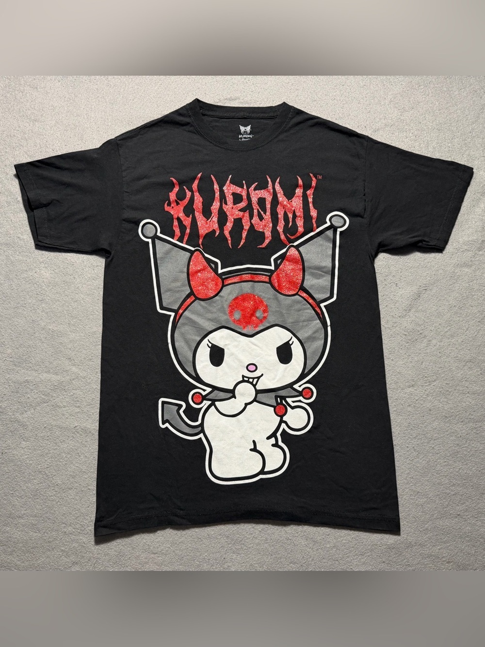 Kuromi by Sanrio Women’s Large Black Red Glitter Graphic T-Shirt Goth